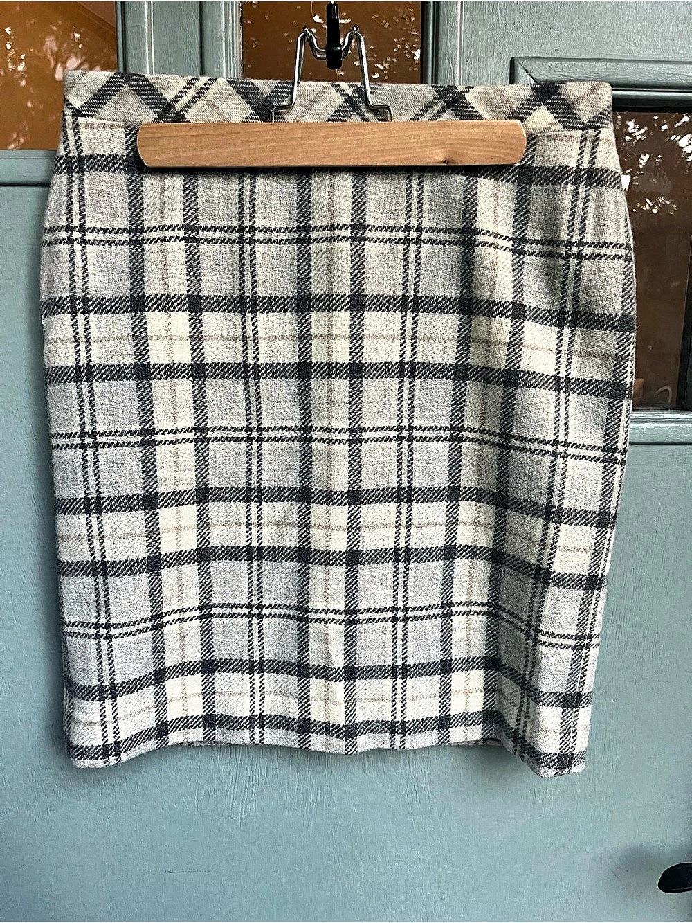 L.L.Bean Favorite Fit Plaid Wool Blend Pencil Skirt, Size 8, EUC